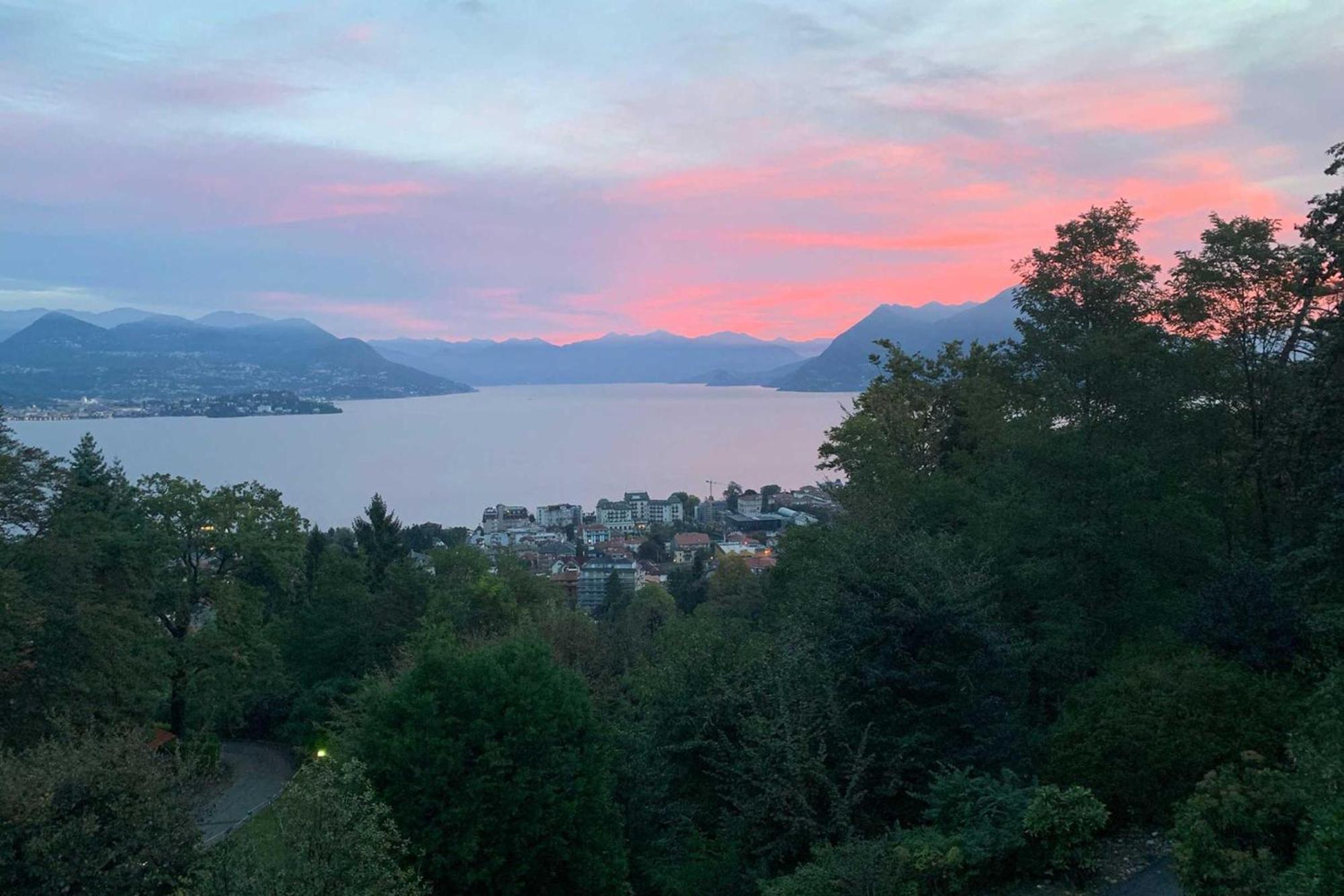 La Bellavista Penthouse Stresa Exterior photo